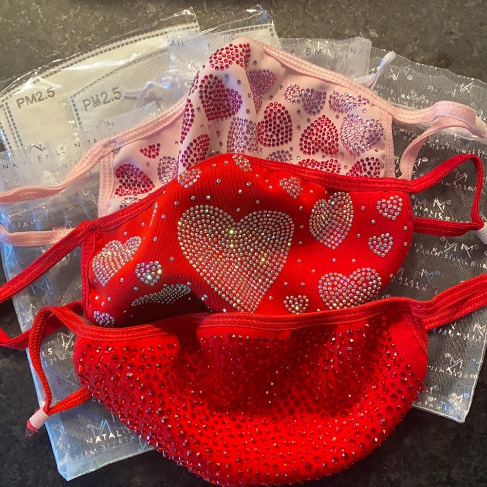 Set of 3 crystal face masks.